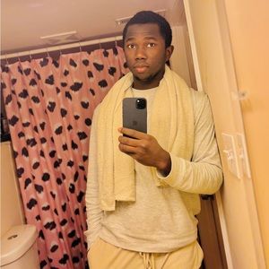 Meet your Posher, Amadou cherif